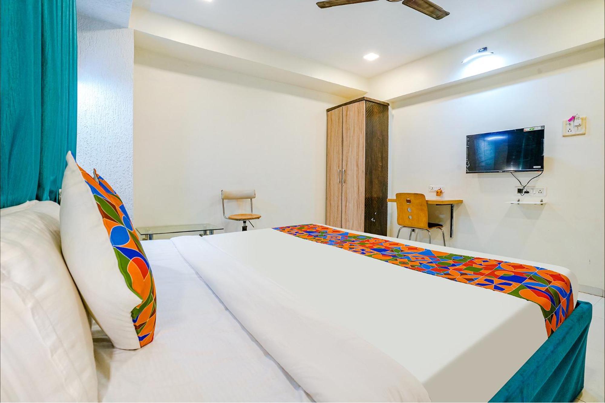 Hotel Bindra Elite มุมไบ ภายนอก รูปภาพ