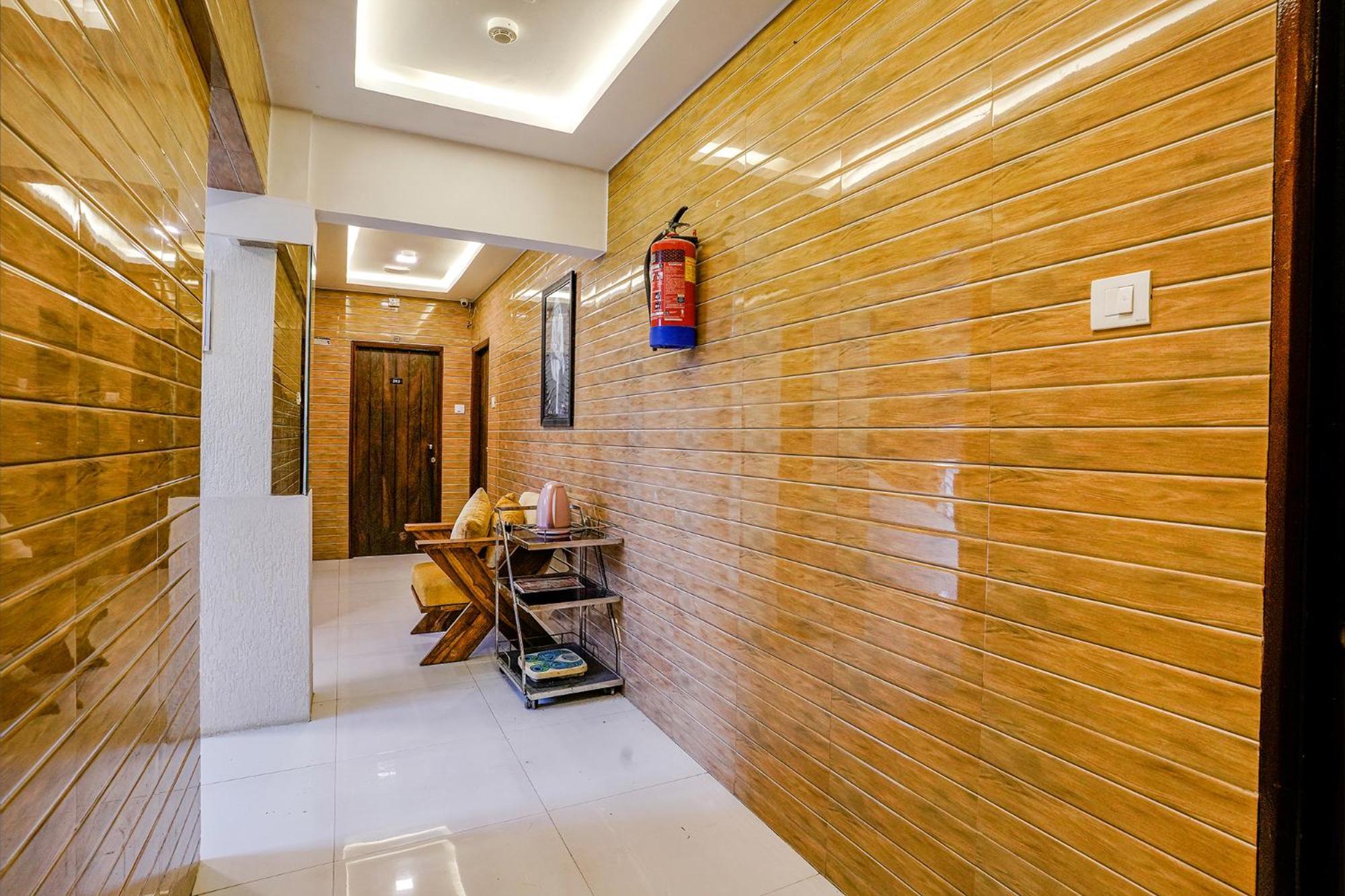 Hotel Bindra Elite มุมไบ ภายนอก รูปภาพ