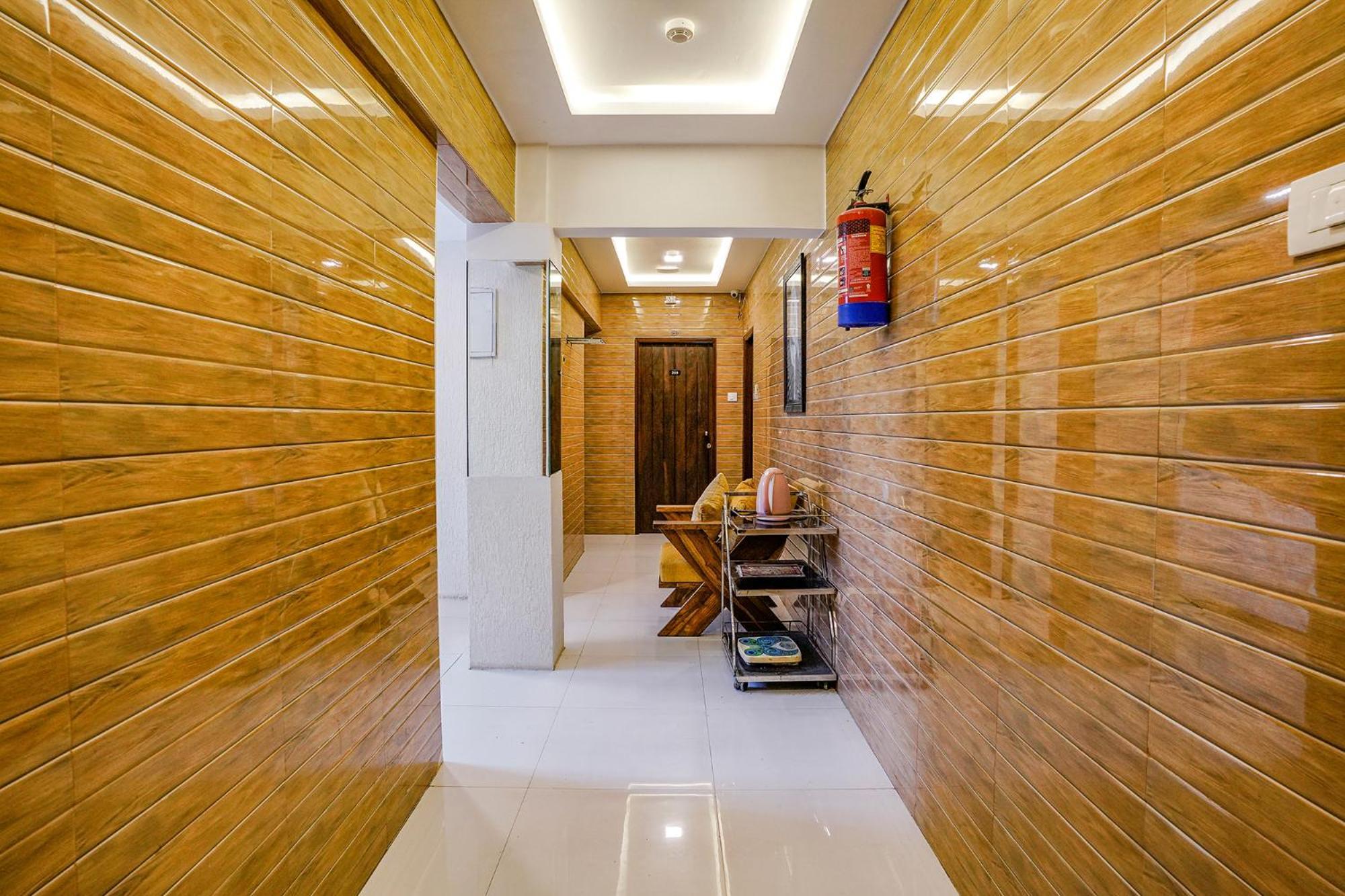 Hotel Bindra Elite มุมไบ ภายนอก รูปภาพ